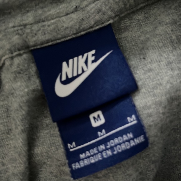 Thin Nike pullover sweatshirt - Picture 4 of 4